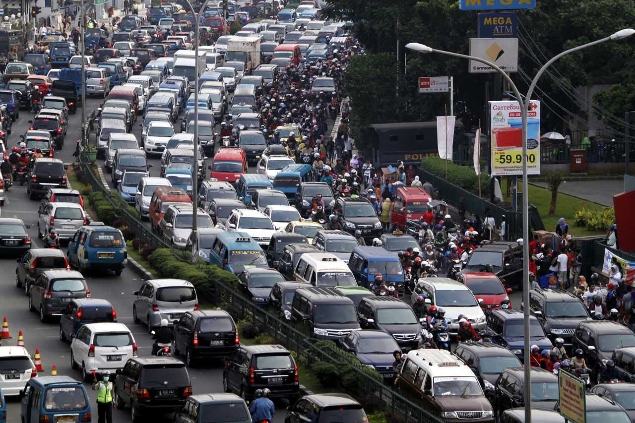 Jalan jem menuju ke tempat kerja